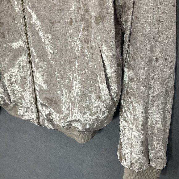 Entro Womens Sz S Light‎ Gray Crushed Velvet Full Zipper Pockets Bomber Jacket - Picture 4 of 10